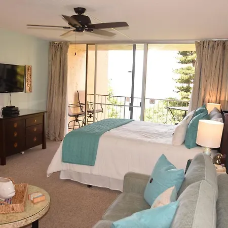 Royal Kahana 405